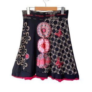 Desigual Natalia Black/Red/Pink Graphic Print Skirt Size S